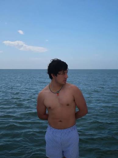 <em>Luis Angel M.</em>